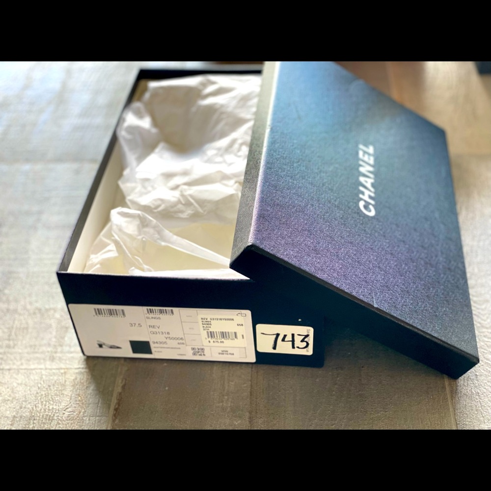 Chanel box
